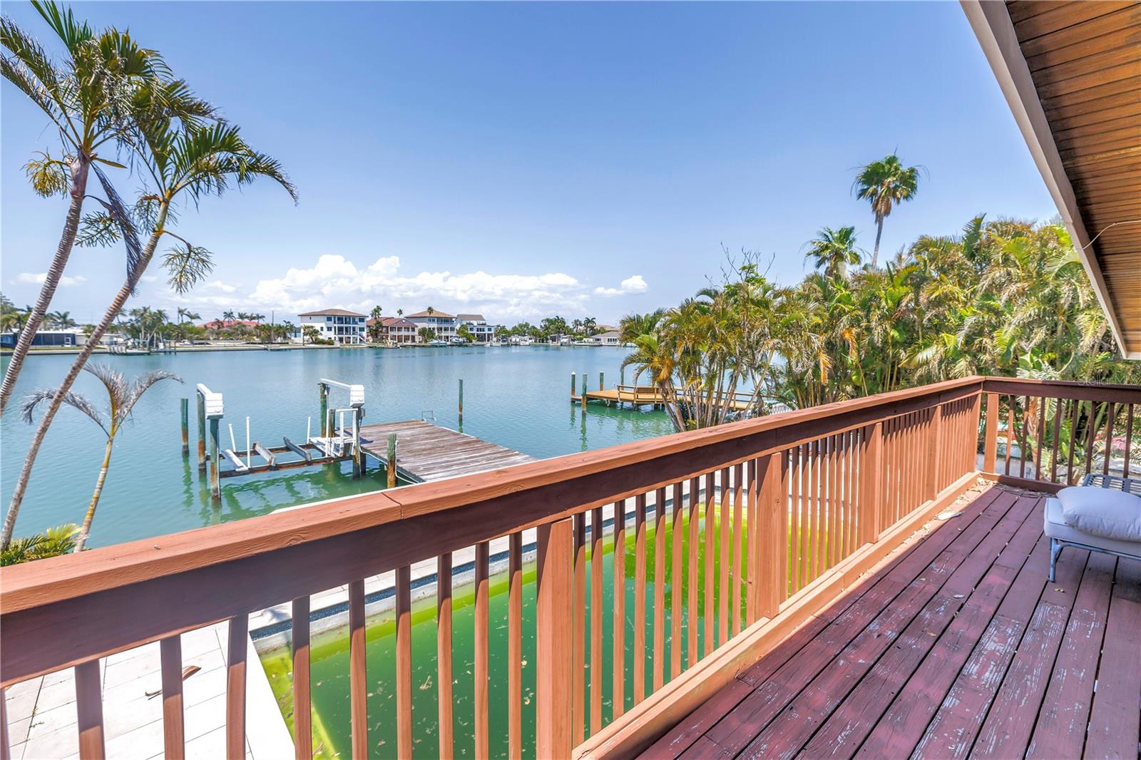 Image 7 of 60 For 31 Dolphin Drive