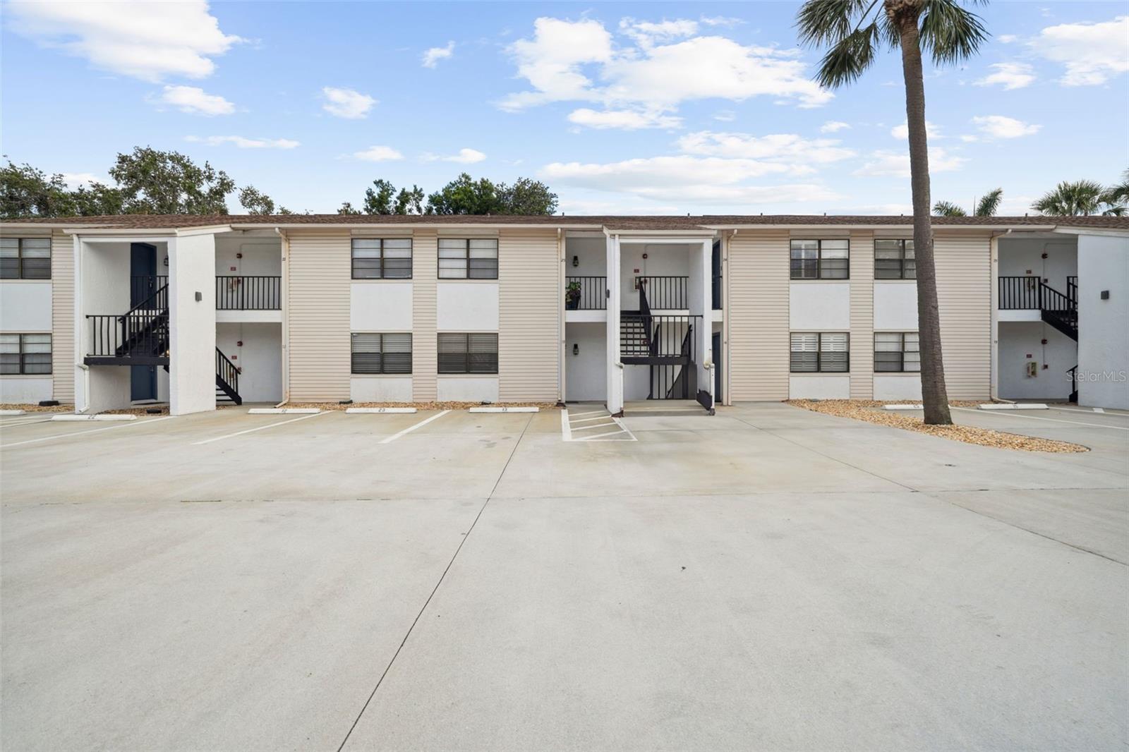 Image 33 of 33 For 3102 Horatio Street 13