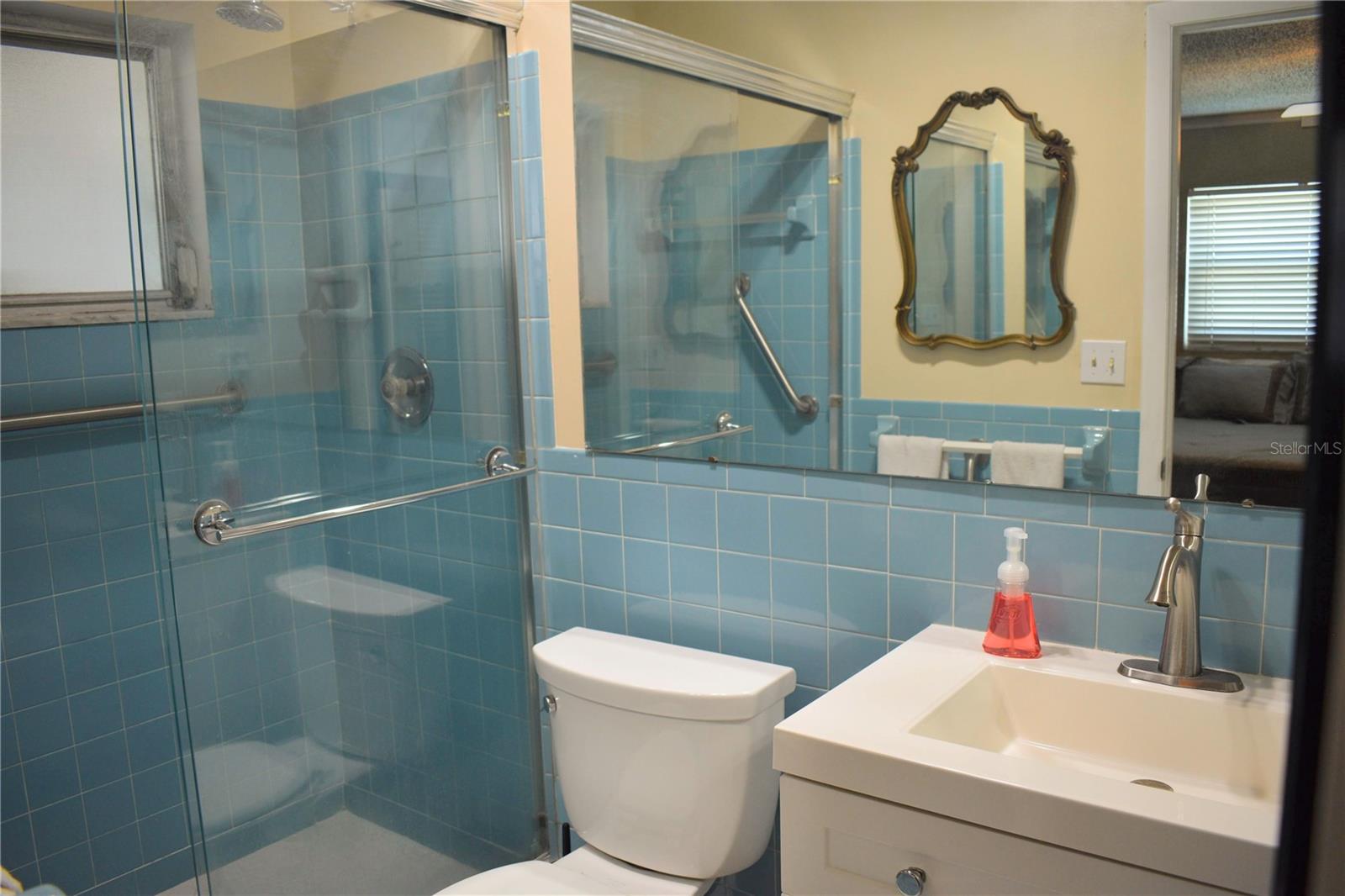 Image 16 of 24 For 9639 Mainlands Boulevard E