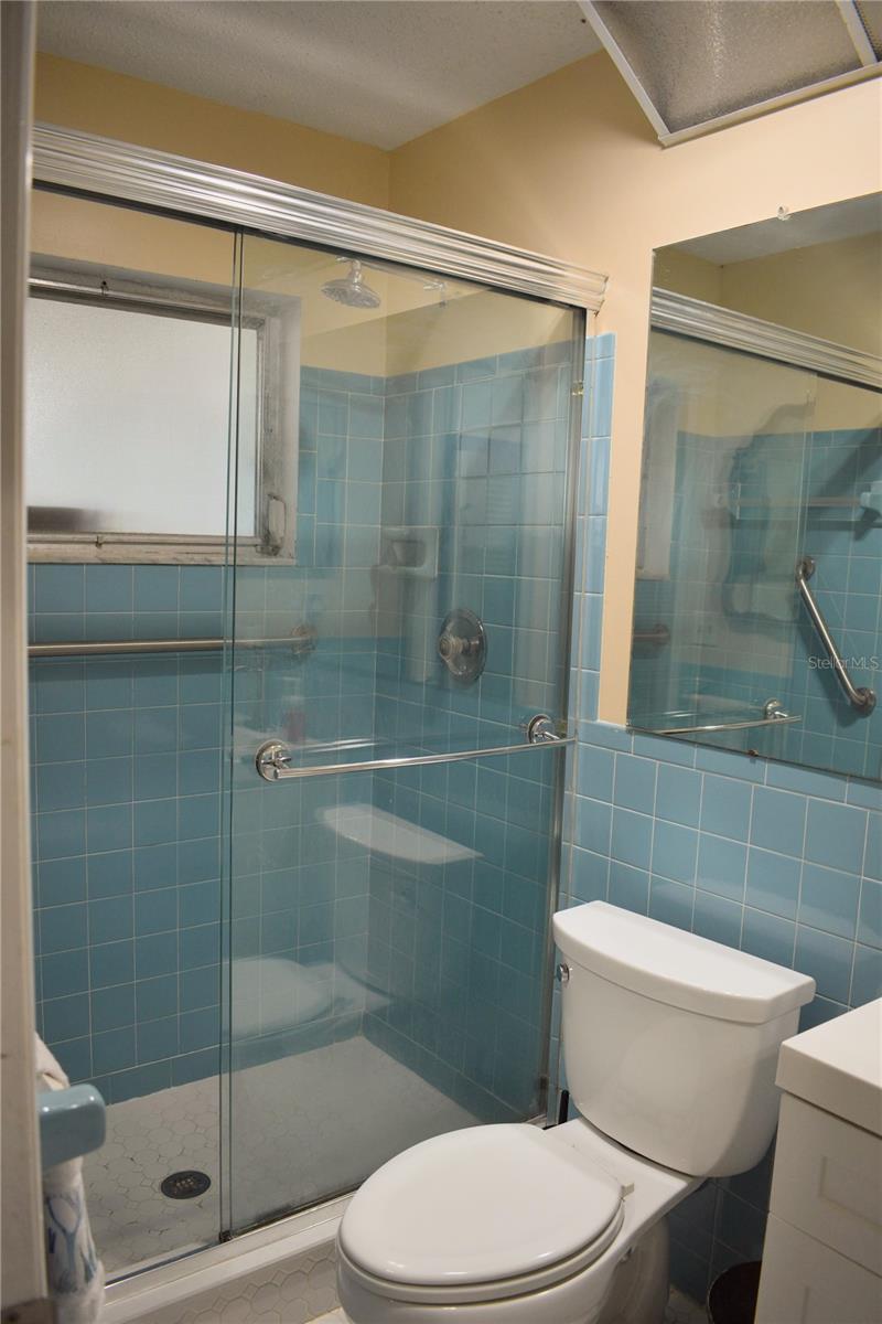 Image 17 of 24 For 9639 Mainlands Boulevard E