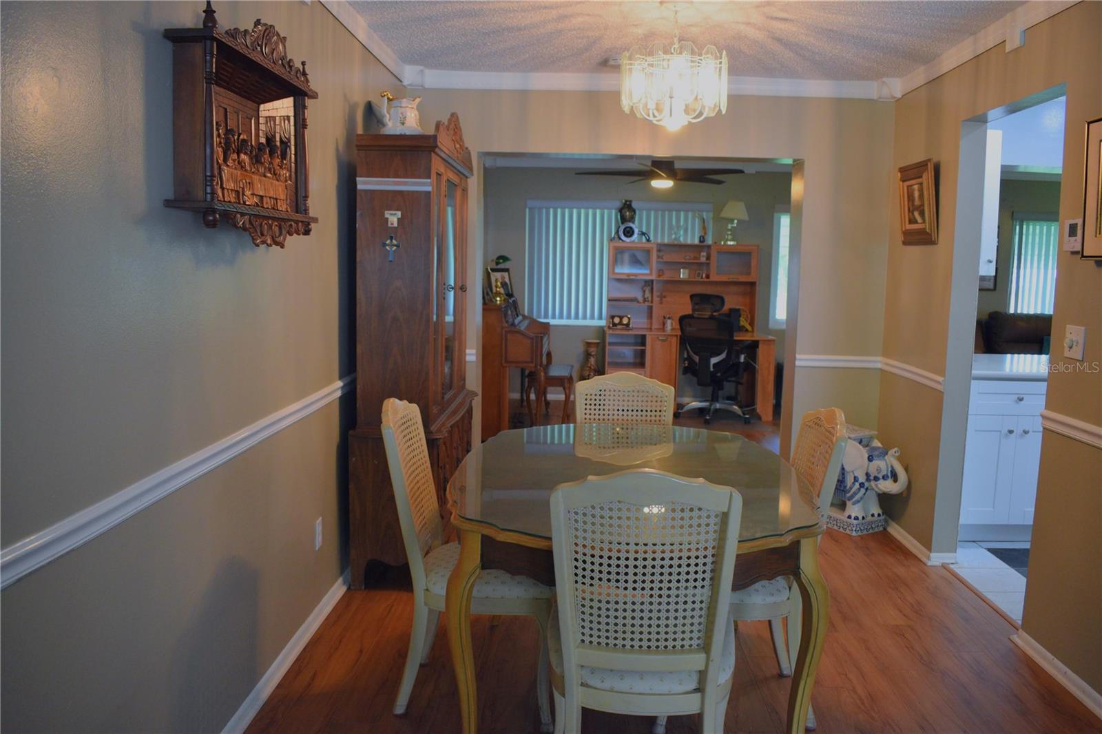 Image 8 of 24 For 9639 Mainlands Boulevard E