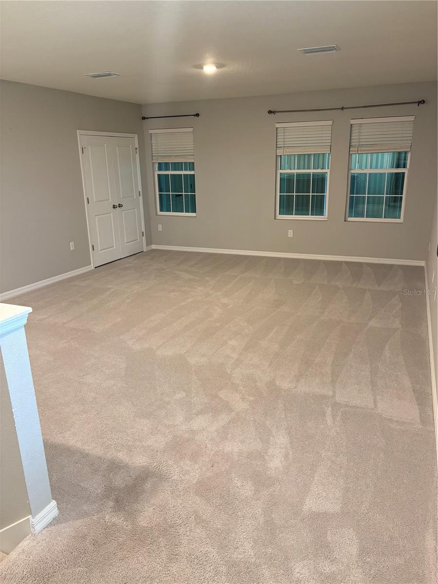 Image 7 of 16 For 17005 Avon Lane