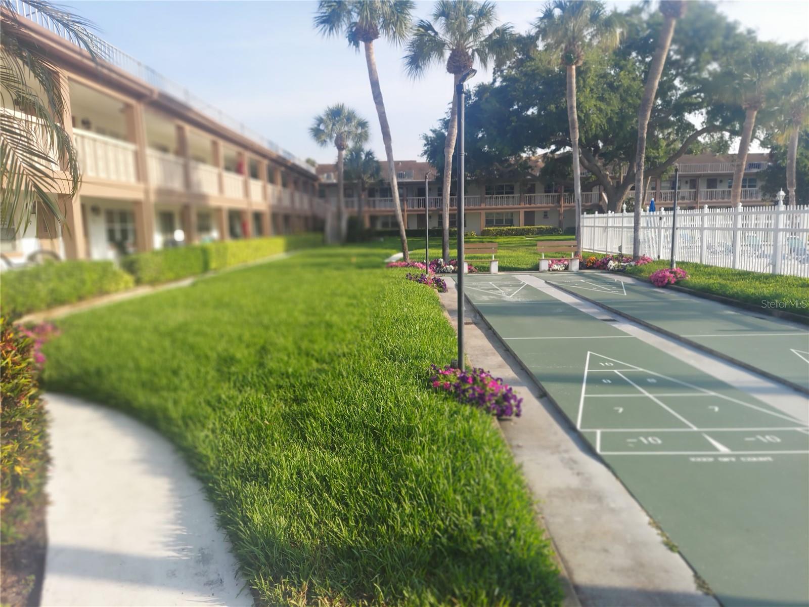 Image 11 of 14 For 650 Pinellas Point Drive S 101