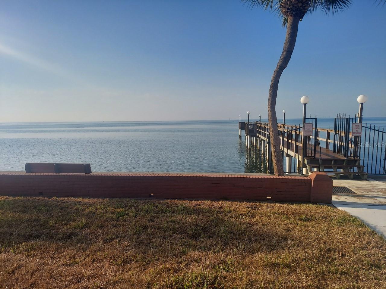 Image 13 of 14 For 650 Pinellas Point Drive S 101