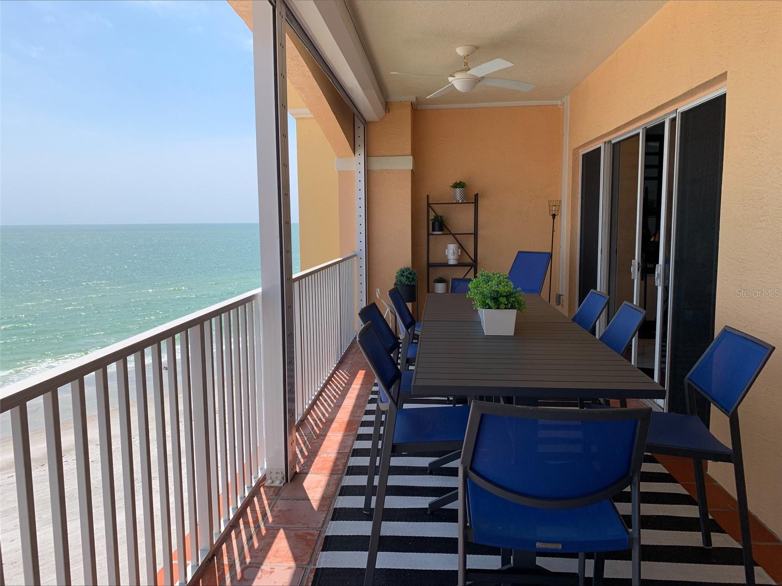 Listing photo id 2 for 16700 Gulf Boulevard 625