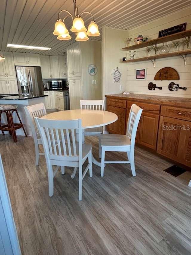 Image 12 of 24 For 158 Bermuda Way