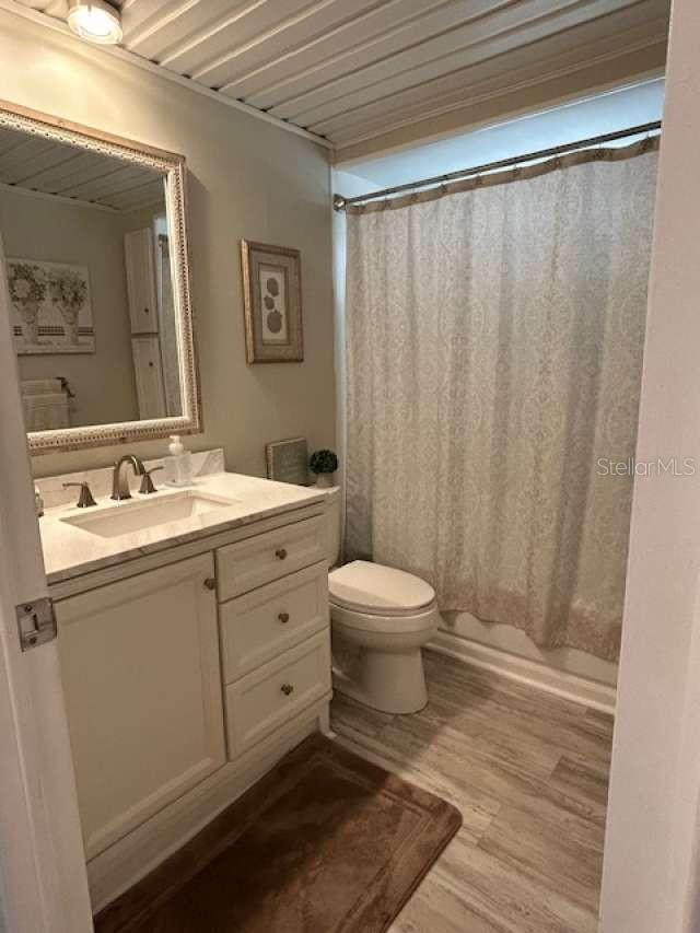 Image 16 of 24 For 158 Bermuda Way