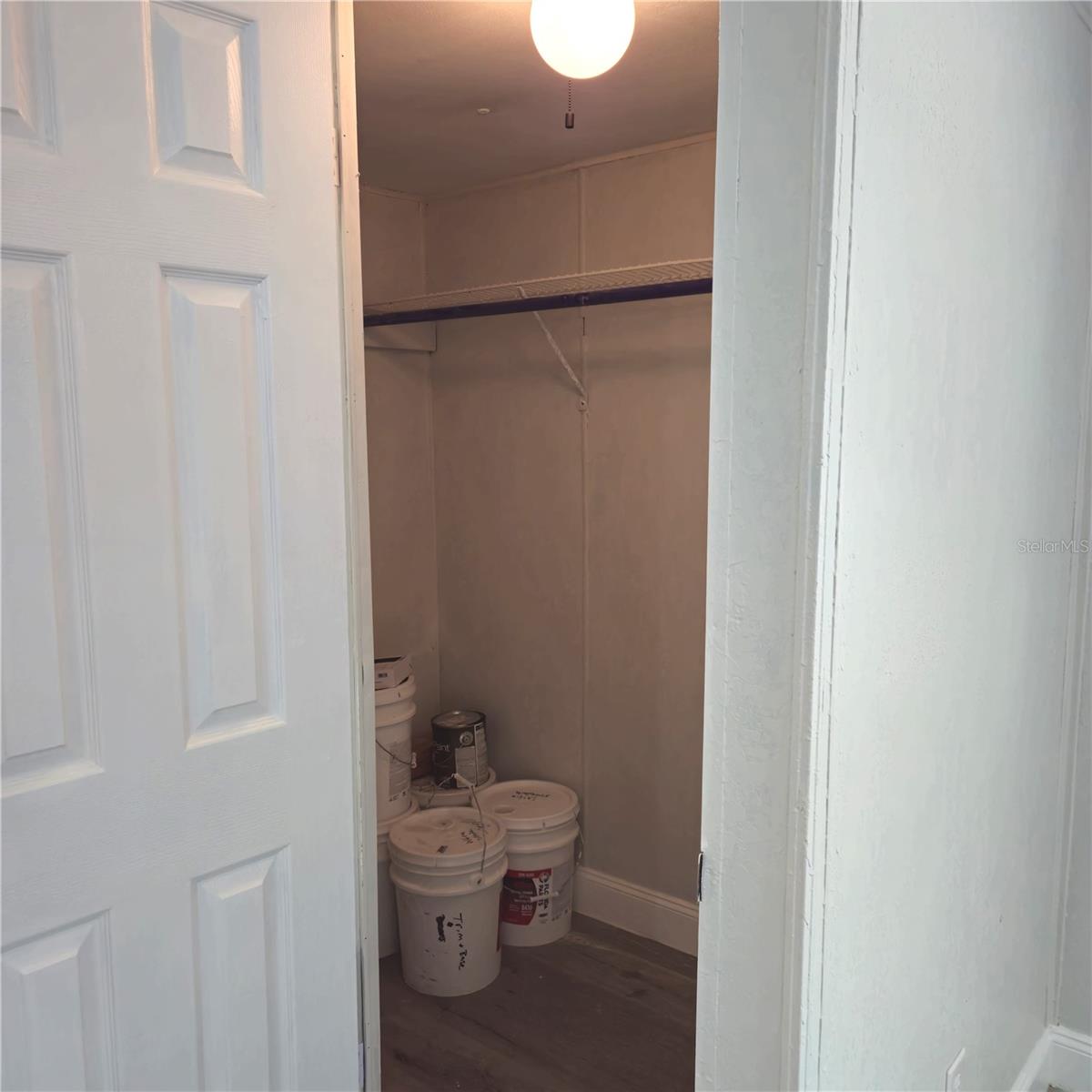 Image 10 of 26 For 2434 Trenton Road E
