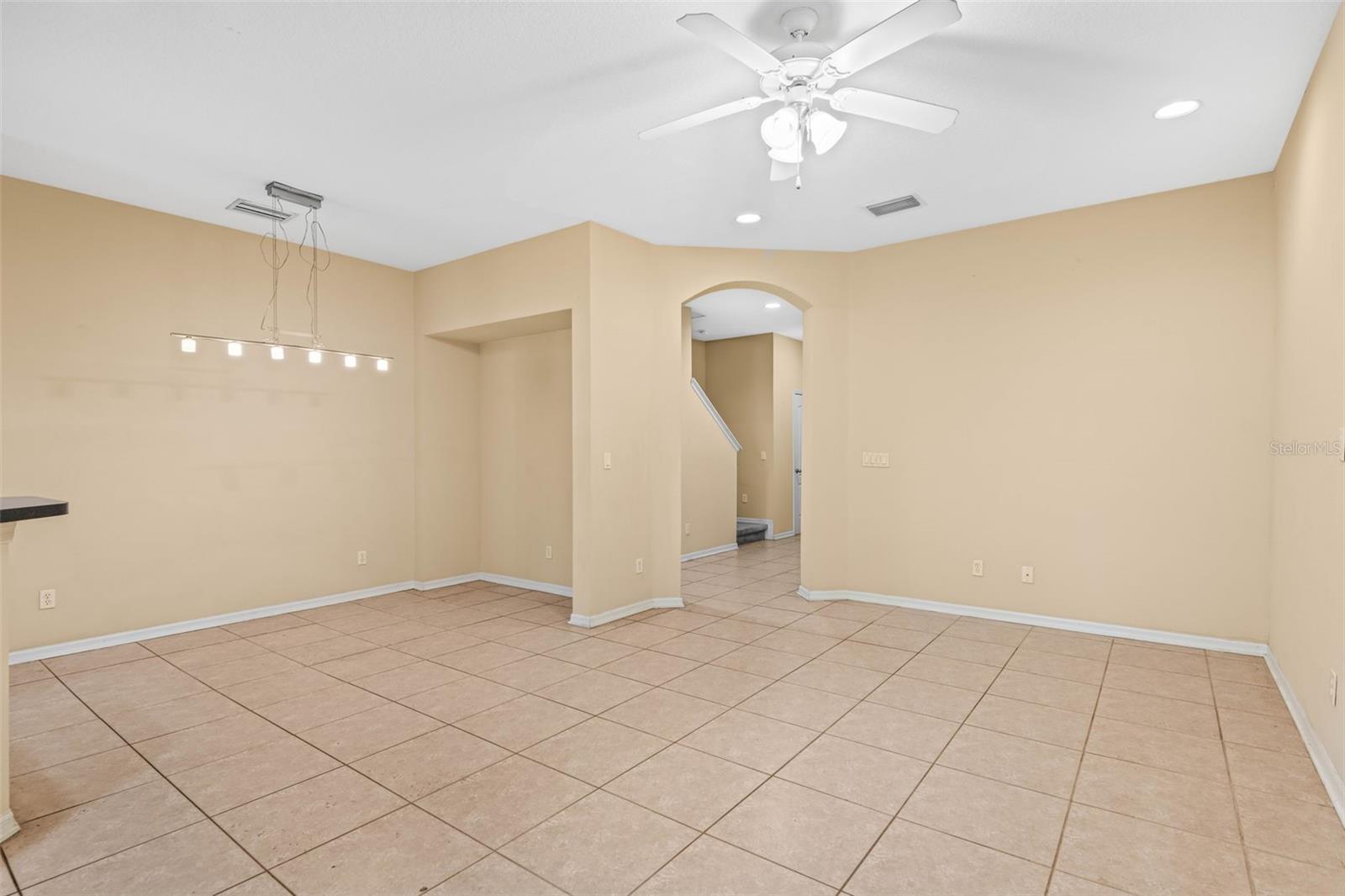 Image 11 of 29 For 4528 Amberly Oaks Court