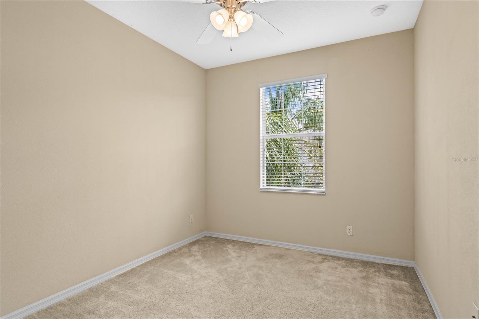Image 19 of 29 For 4528 Amberly Oaks Court