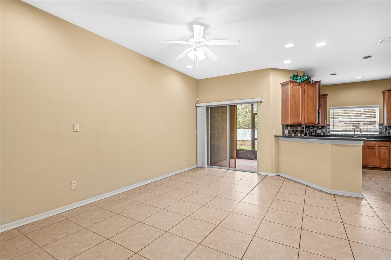 Image 9 of 29 For 4528 Amberly Oaks Court