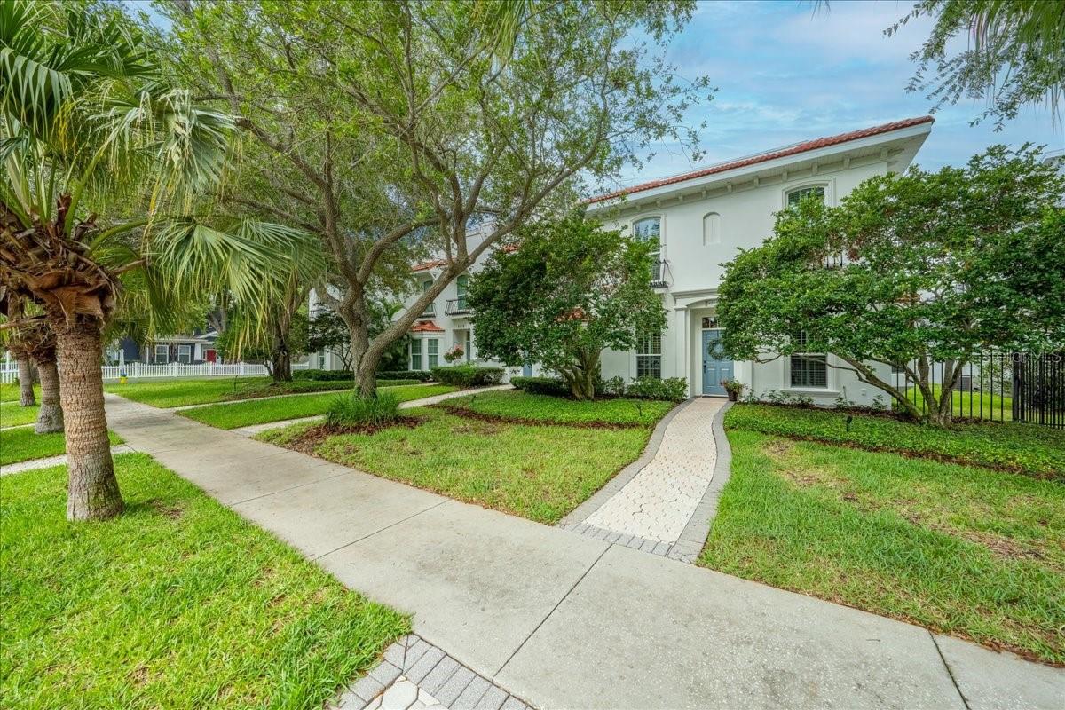 Image 3 of 40 For 5015 Elberon Street