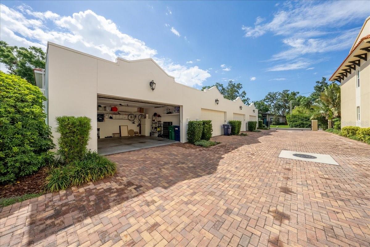 Image 32 of 40 For 5015 Elberon Street