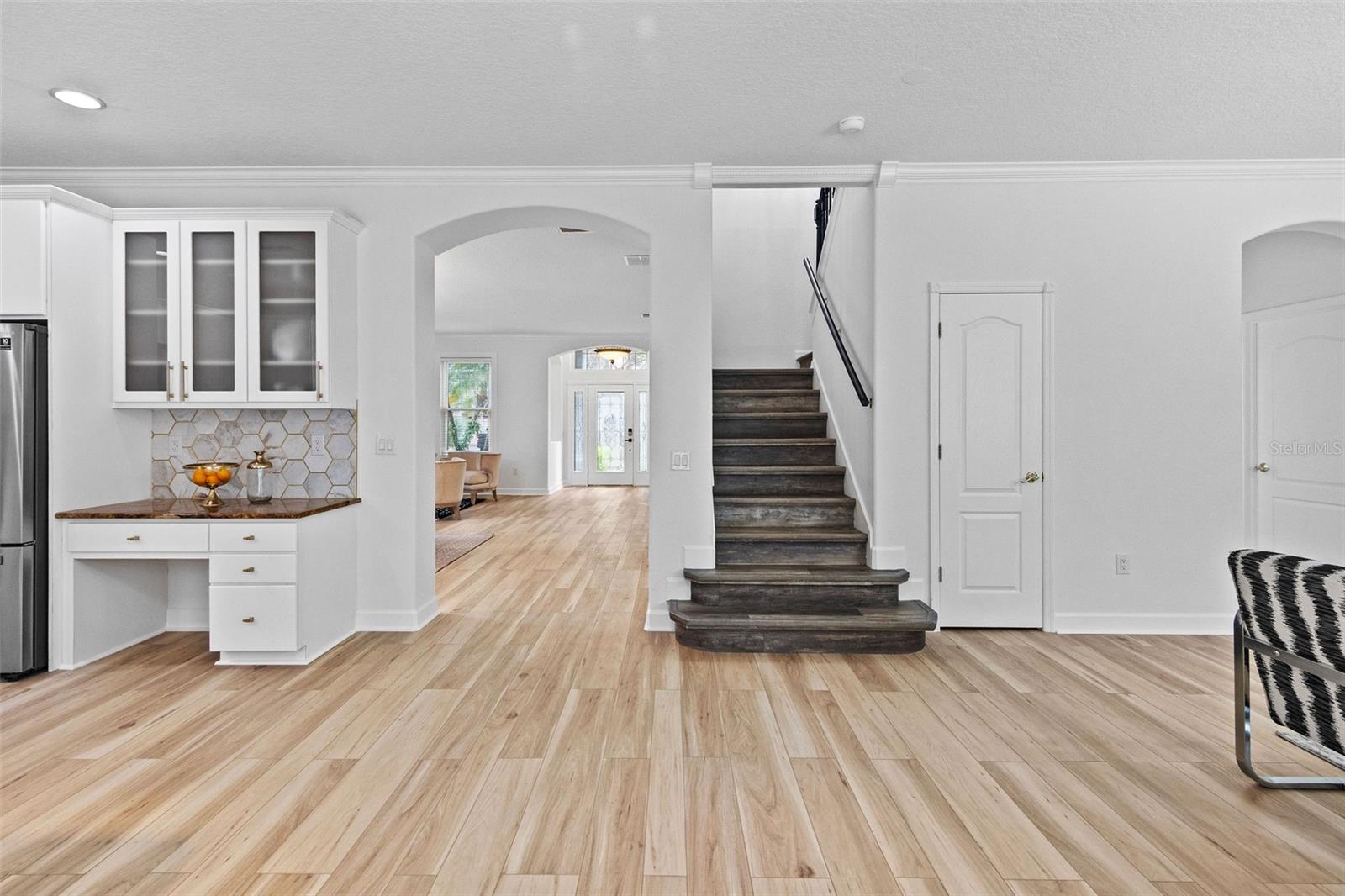 Listing photo id 8 for 16206 Nottingham Park Way
