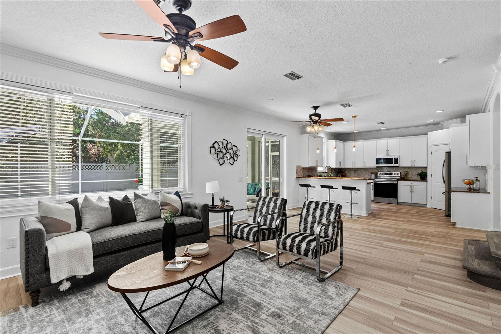 Listing photo id 1 for 16206 Nottingham Park Way