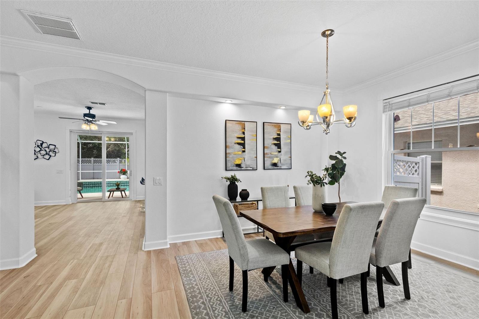 Listing photo id 45 for 16206 Nottingham Park Way
