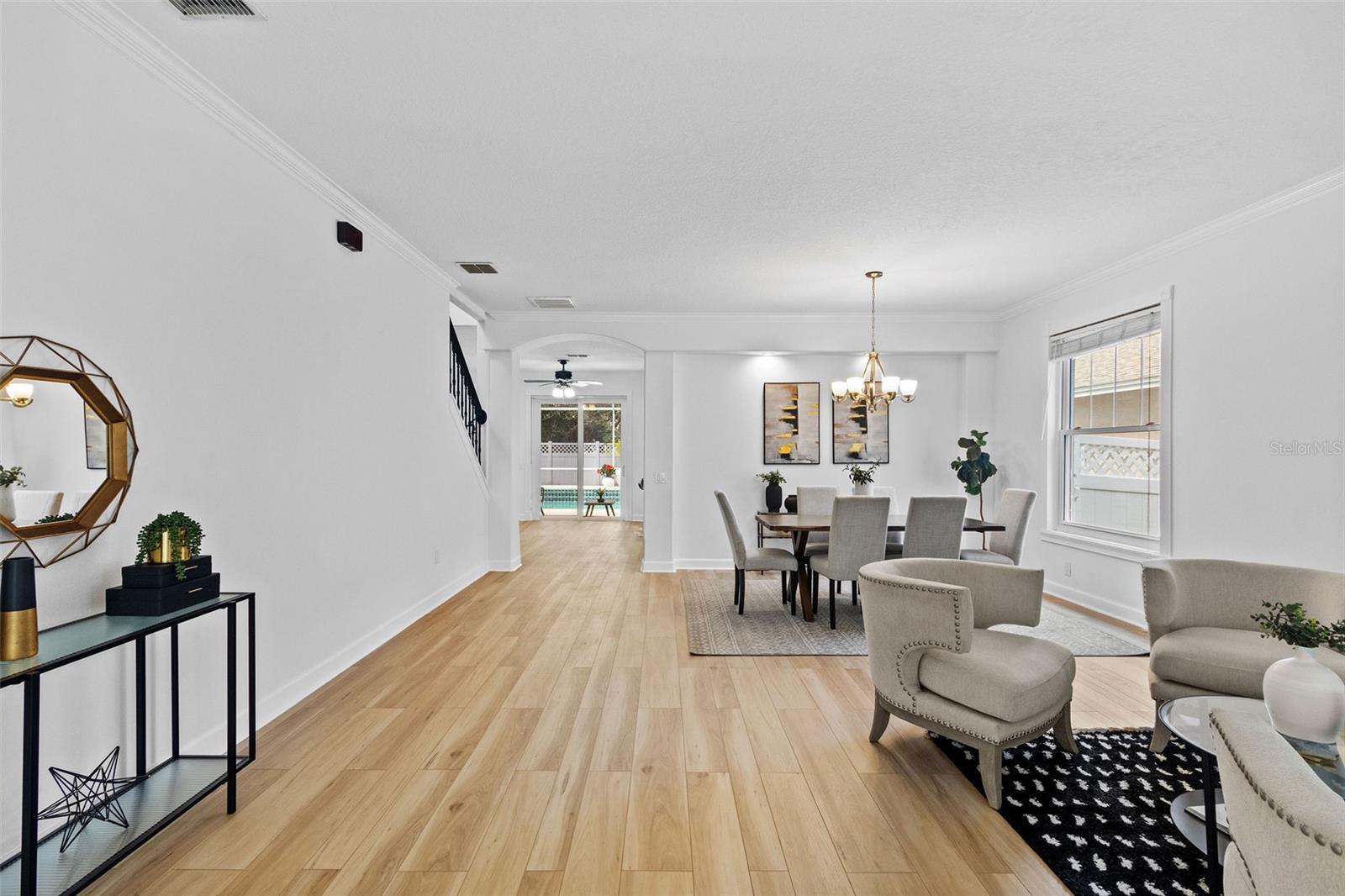 Listing photo id 46 for 16206 Nottingham Park Way