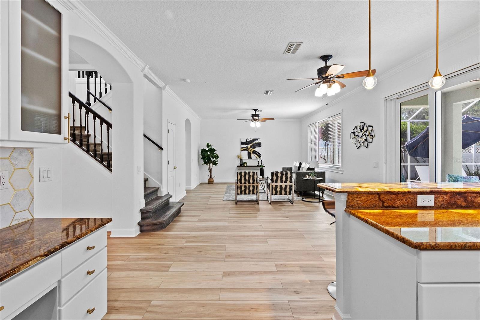 Listing photo id 47 for 16206 Nottingham Park Way
