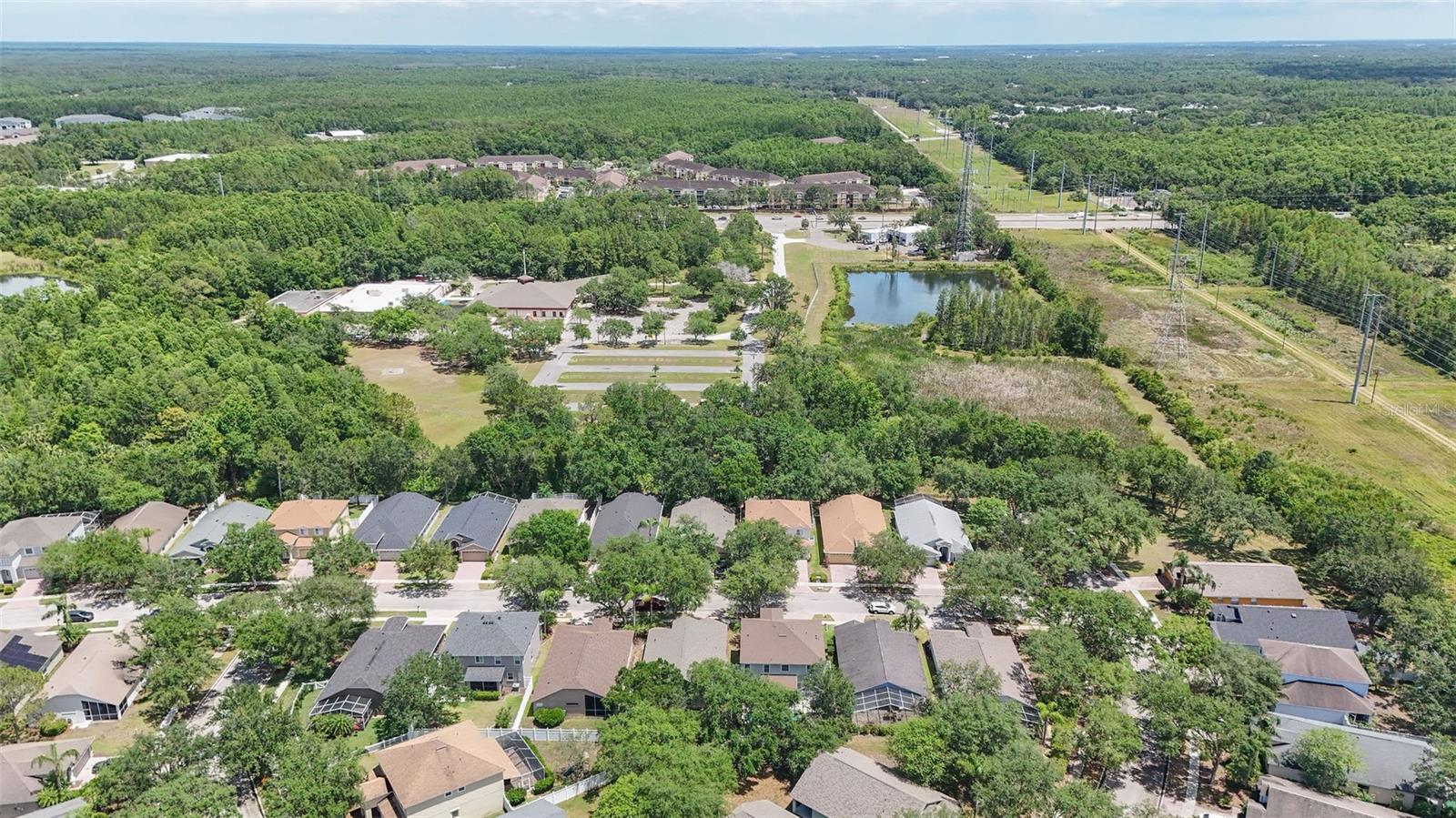 Listing photo id 50 for 16206 Nottingham Park Way
