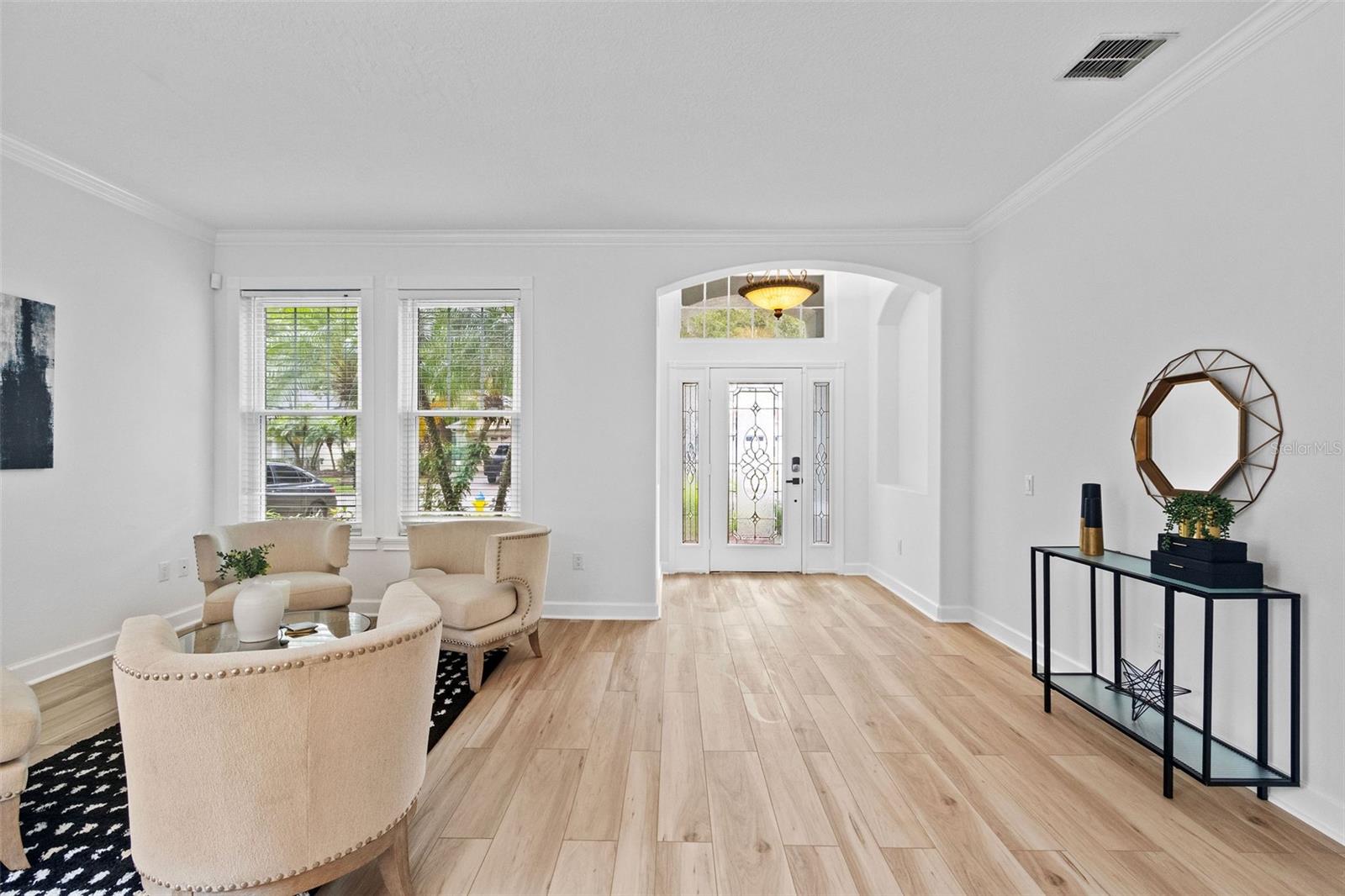 Listing photo id 7 for 16206 Nottingham Park Way
