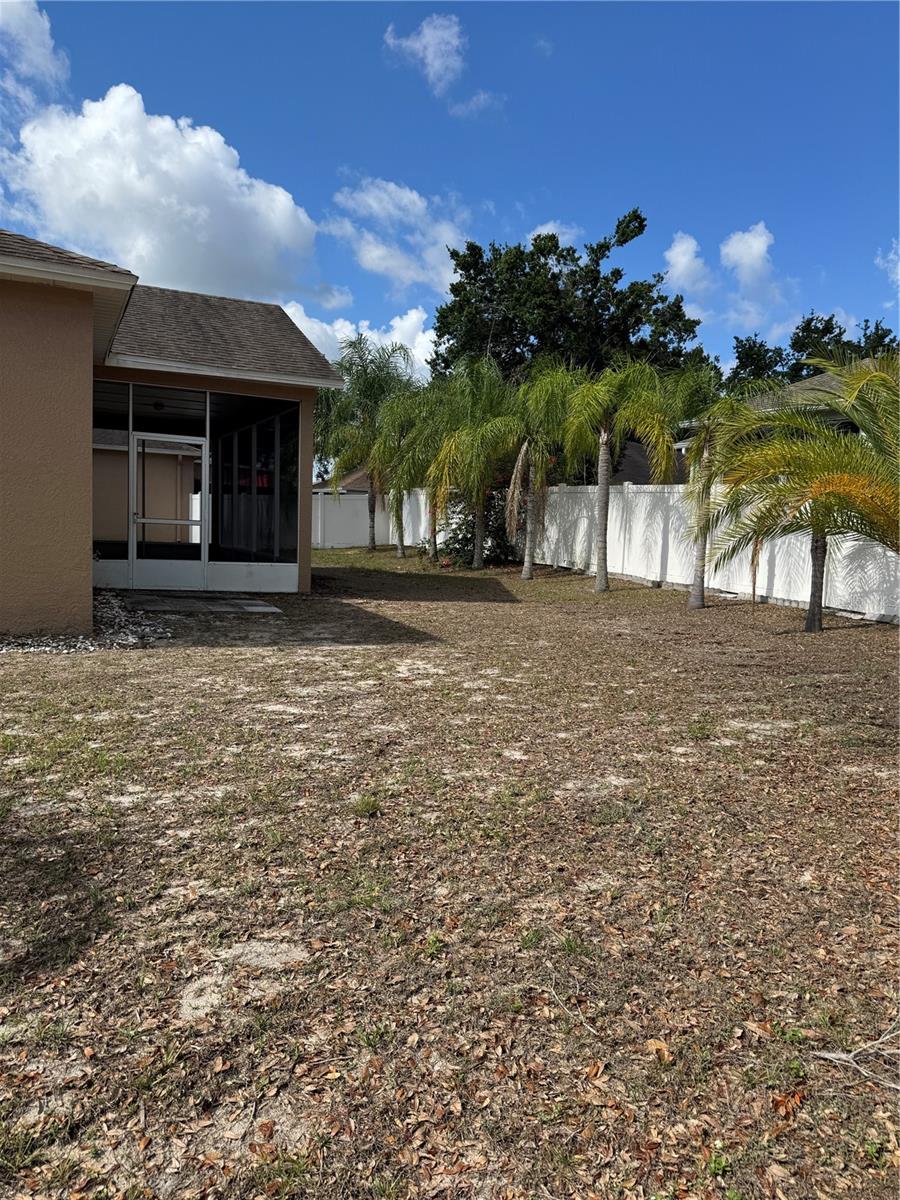 Image 17 of 18 For 5401 Locklear Place
