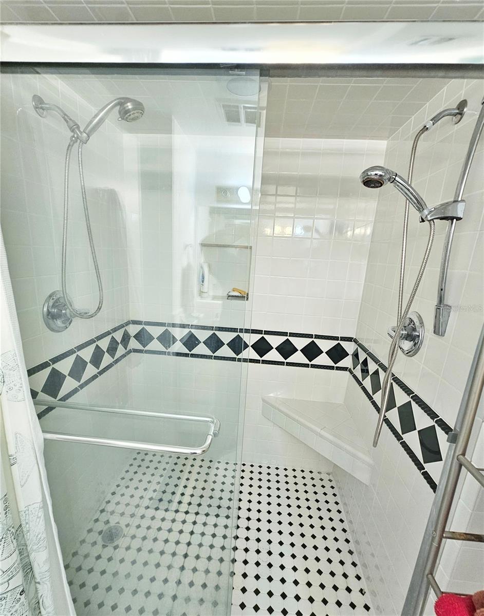 Image 12 of 21 For 504 67th Avenue 4