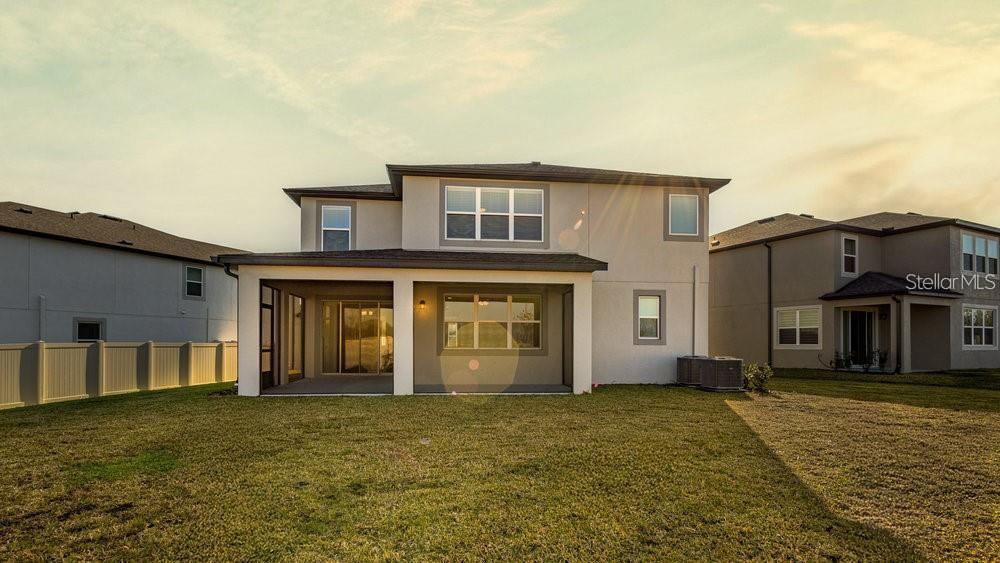 Image 12 of 15 For 7815 Bronze Oak Drive