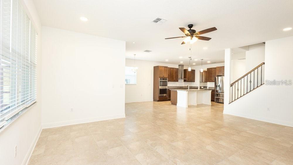 Image 3 of 15 For 7815 Bronze Oak Drive