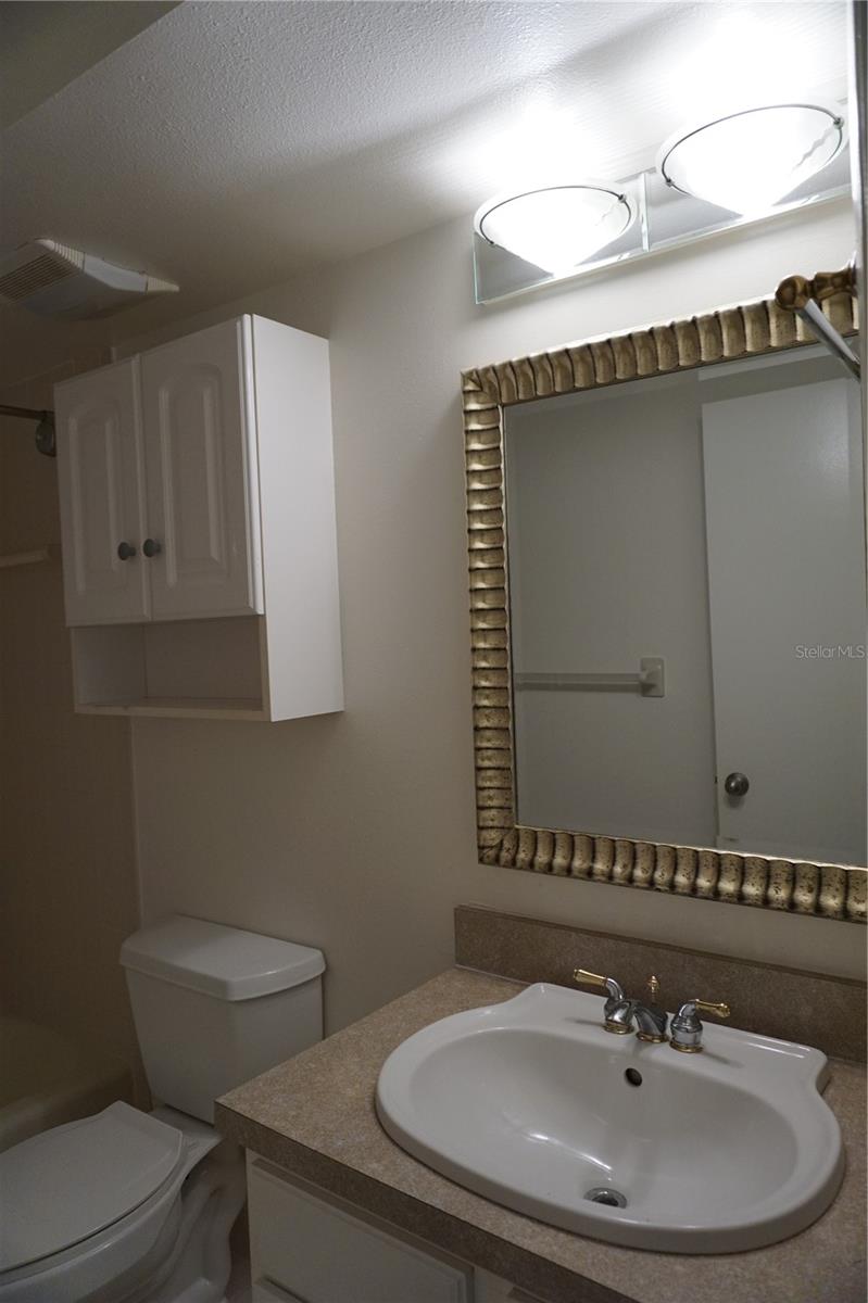 Image 16 of 20 For 138 1st Street E  202