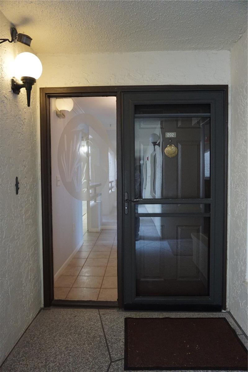 Image 3 of 20 For 138 1st Street E  202