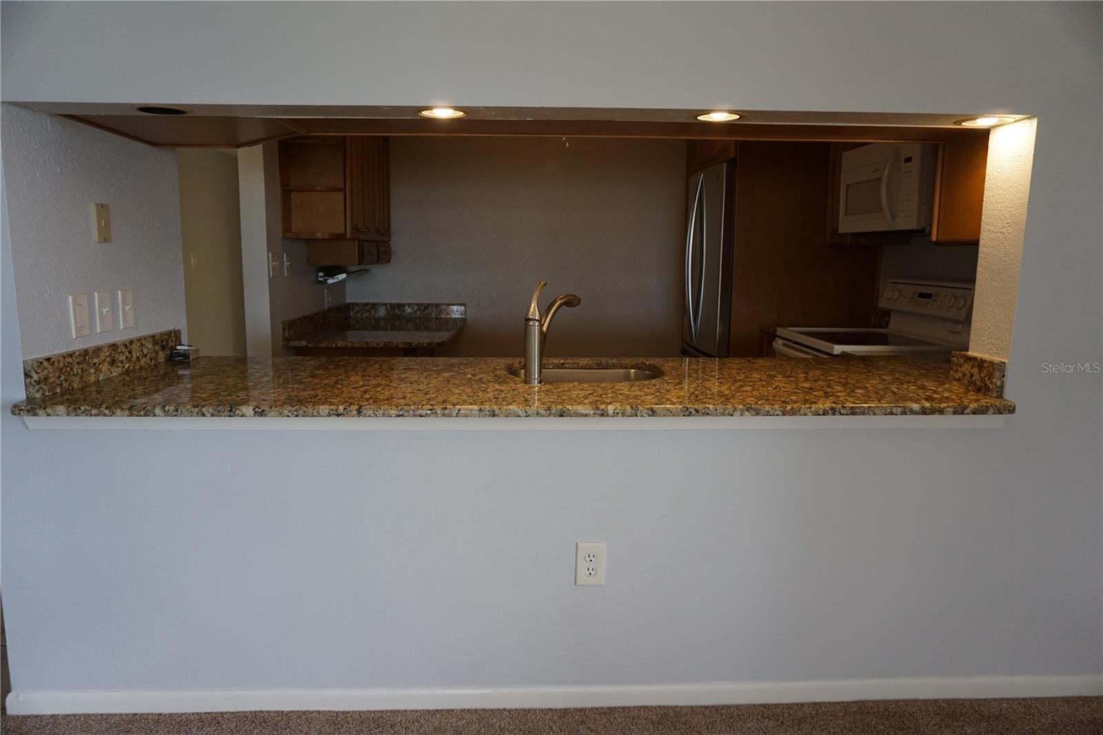 Image 7 of 20 For 138 1st Street E  202