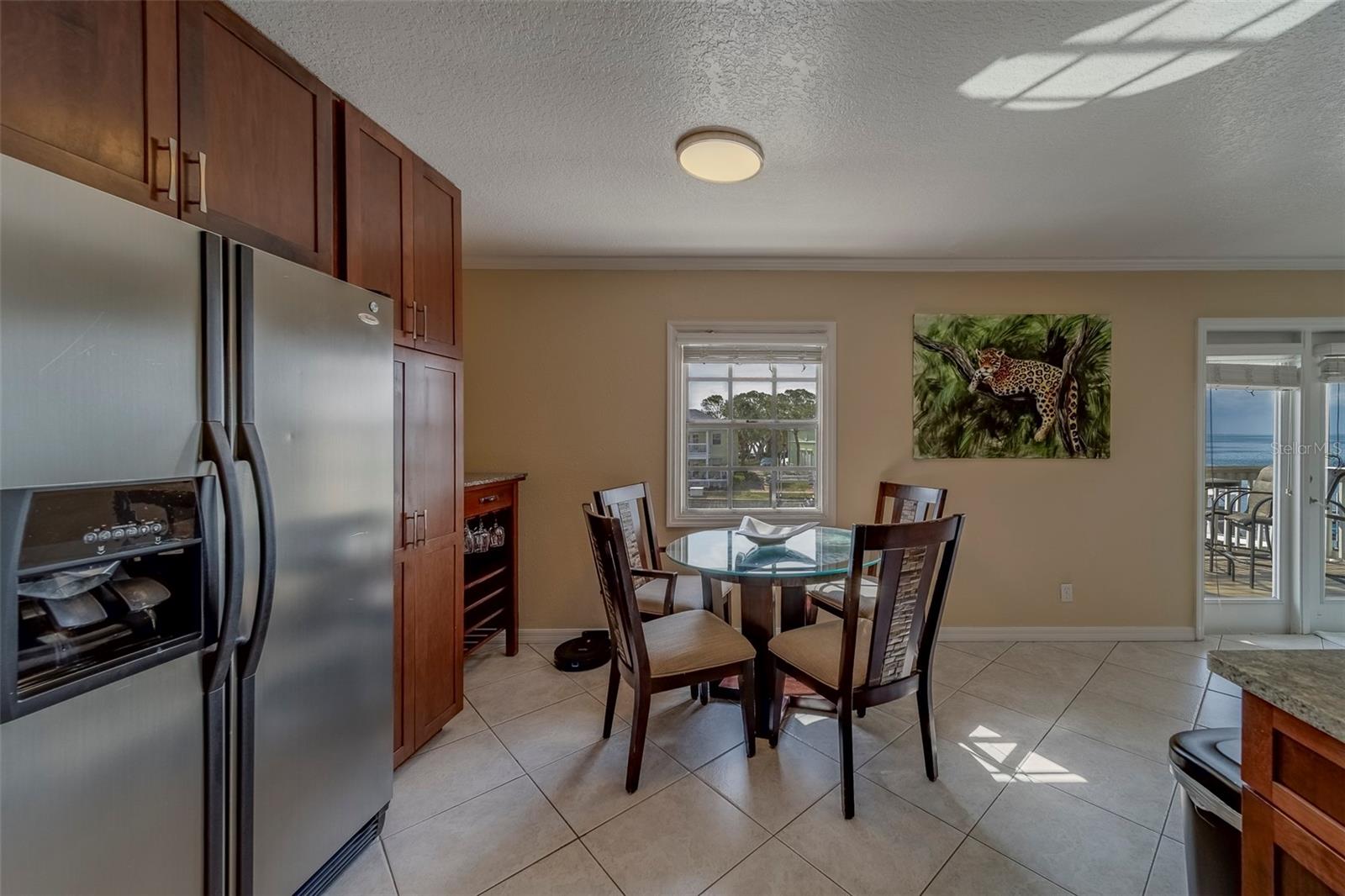 Image 12 of 41 For 5196 Beach Drive Se C