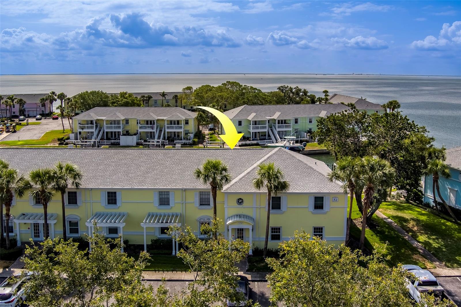 Image 31 of 41 For 5196 Beach Drive Se C
