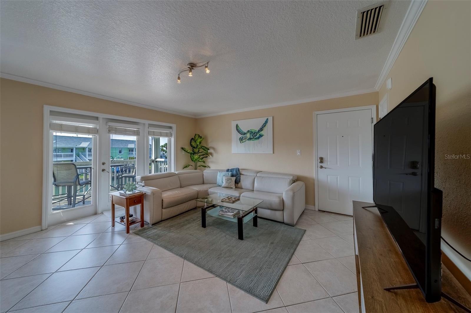 Image 4 of 41 For 5196 Beach Drive Se C
