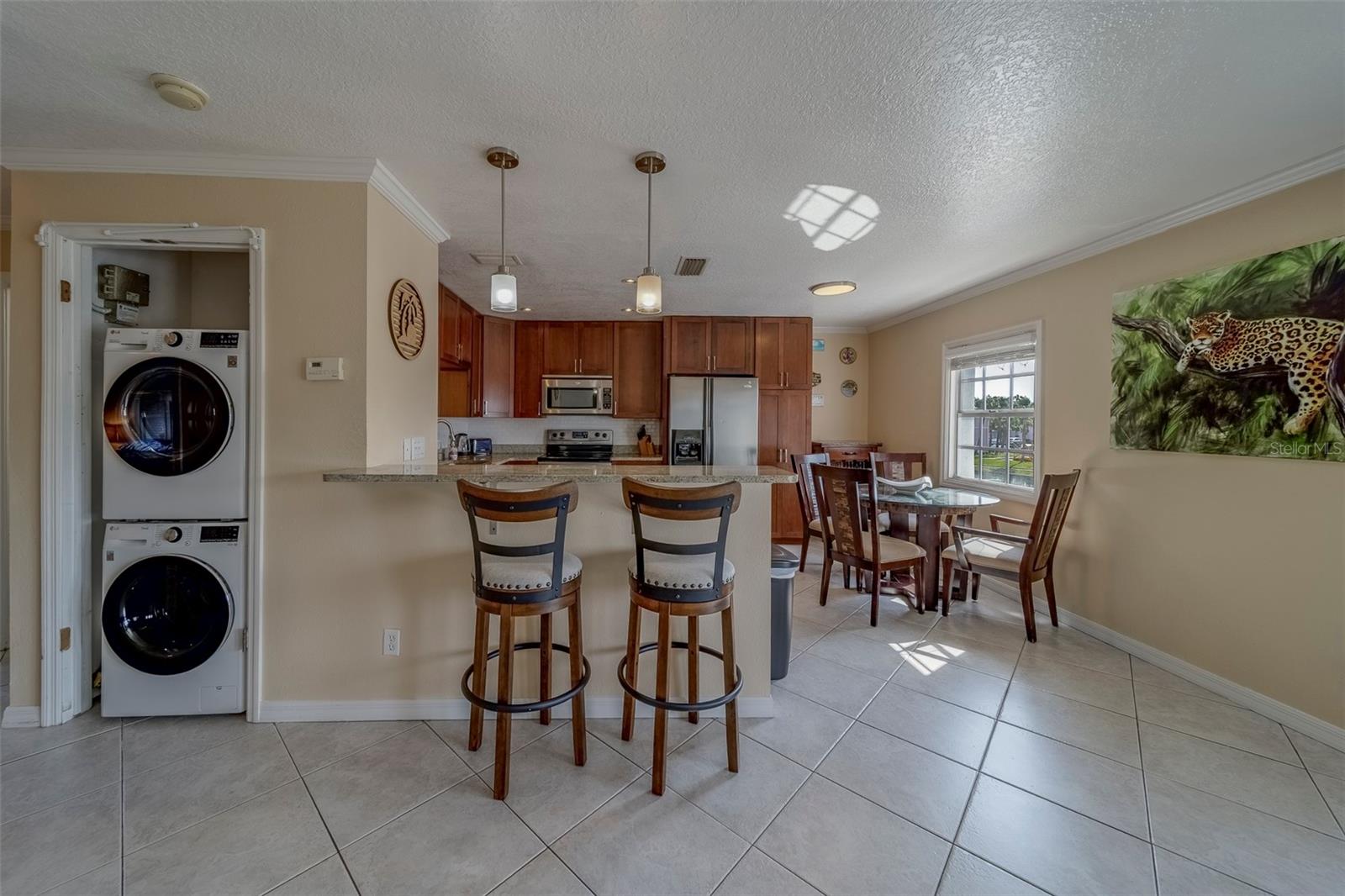 Image 7 of 41 For 5196 Beach Drive Se C