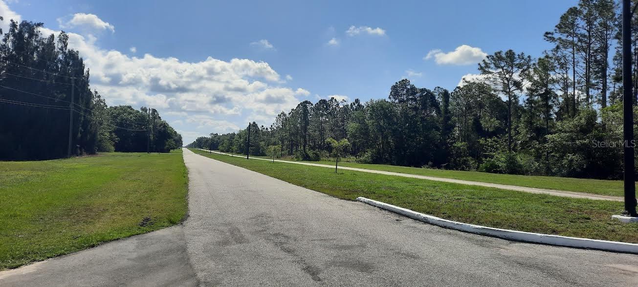 Image 11 of 37 For 22 Lantana Drive N