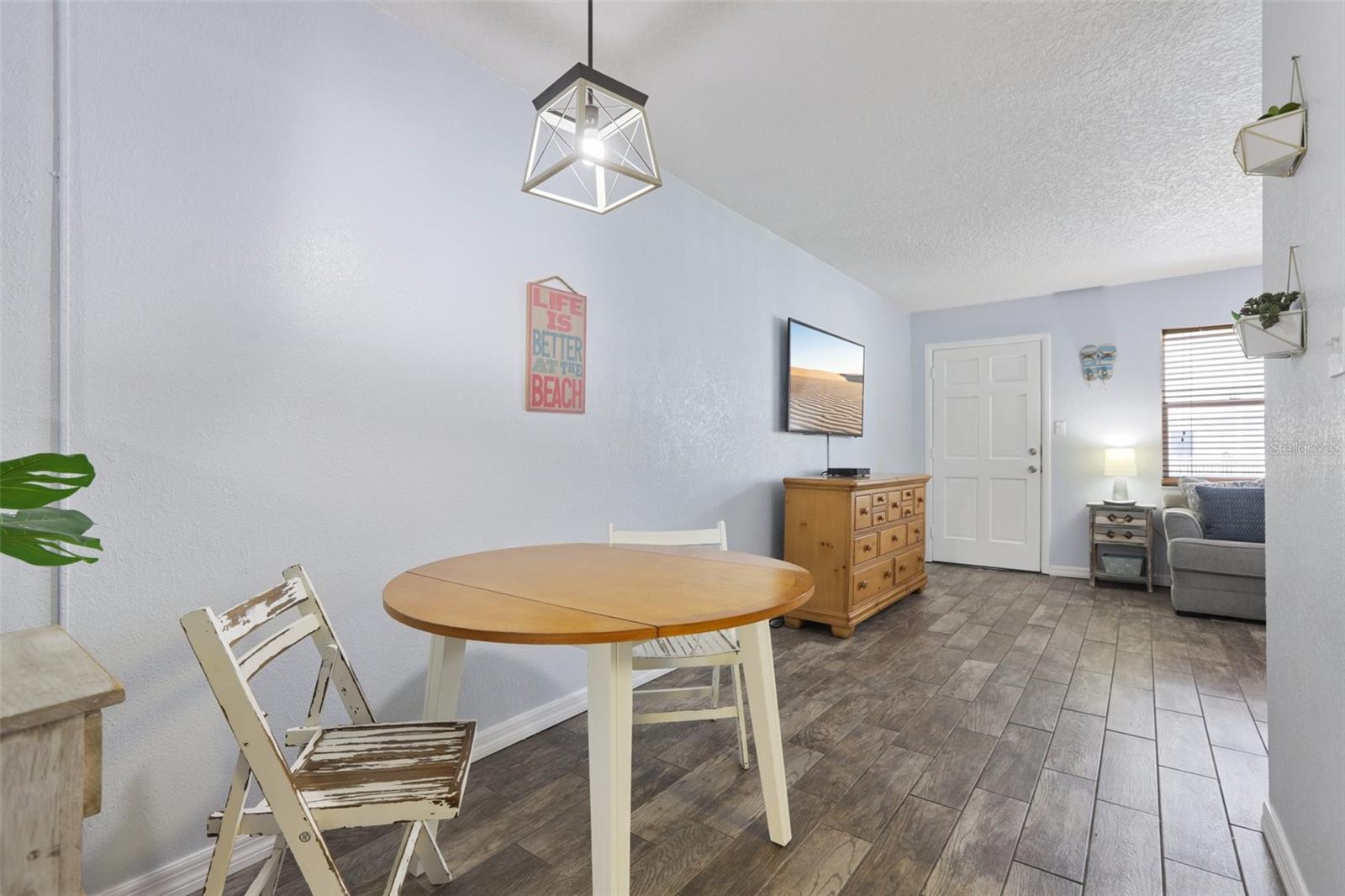 Image 10 of 47 For 9715 Harrell Ave  29