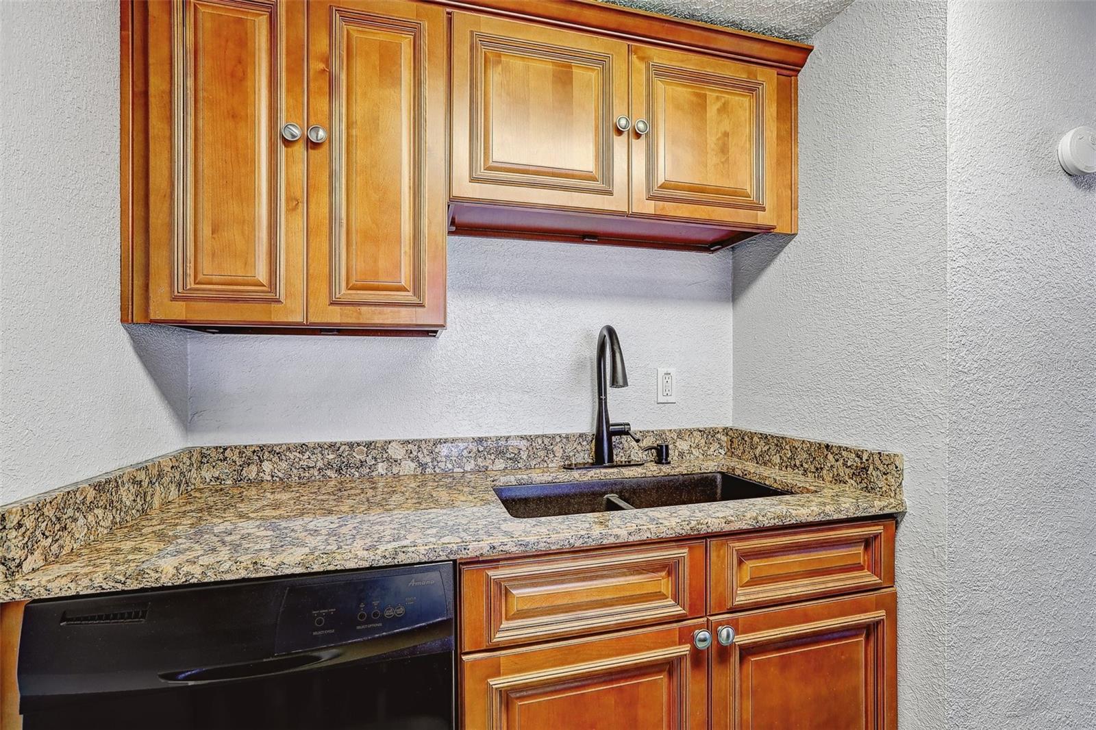 Image 11 of 47 For 9715 Harrell Ave  29