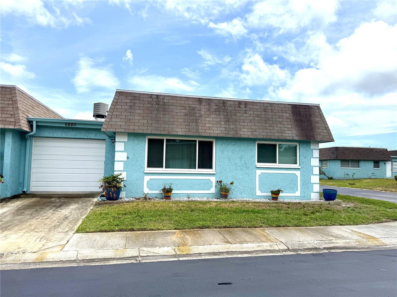 Details for 6880 Versailles N, PINELLAS PARK, FL 33781