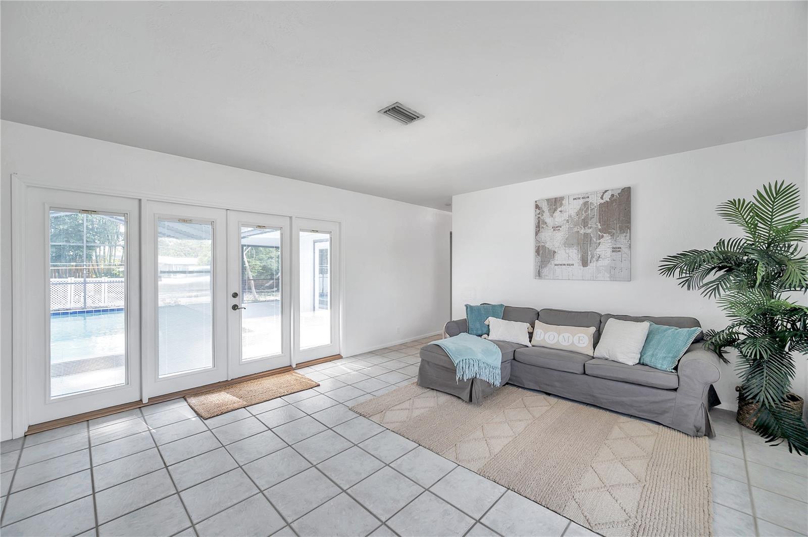 Image 6 of 10 For 6624 16th Street N