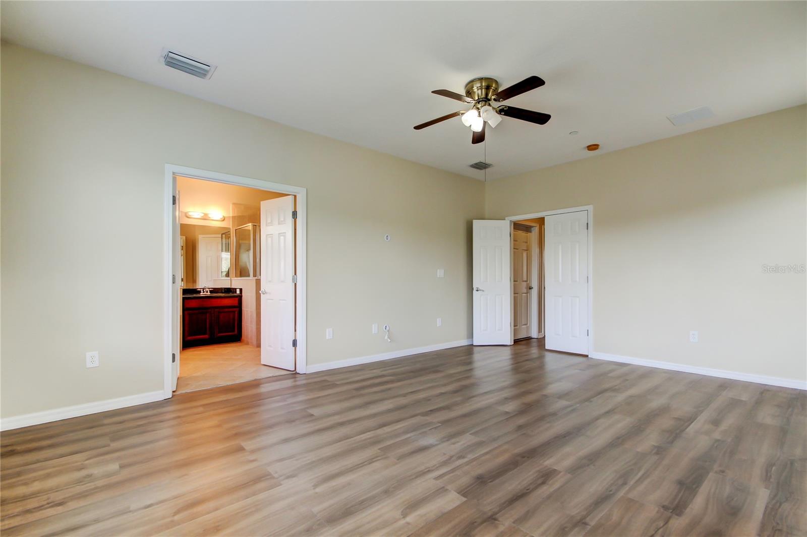 Image 21 of 41 For 12557 Bassbrook Lane