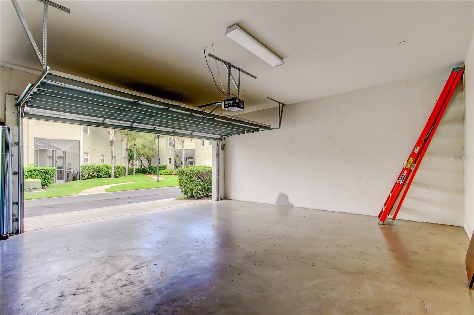 Image 34 of 41 For 12557 Bassbrook Lane