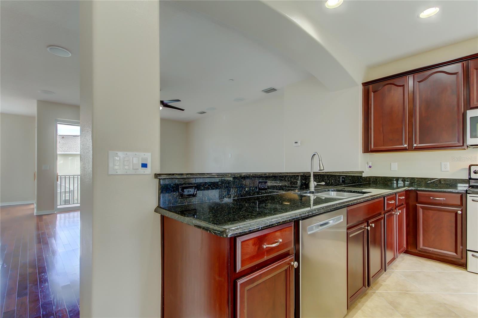 Image 9 of 41 For 12557 Bassbrook Lane