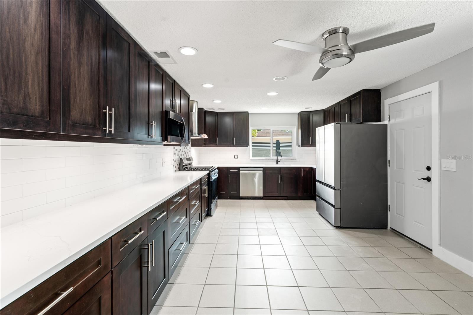 Image 3 of 29 For 6070 Denver Street Ne