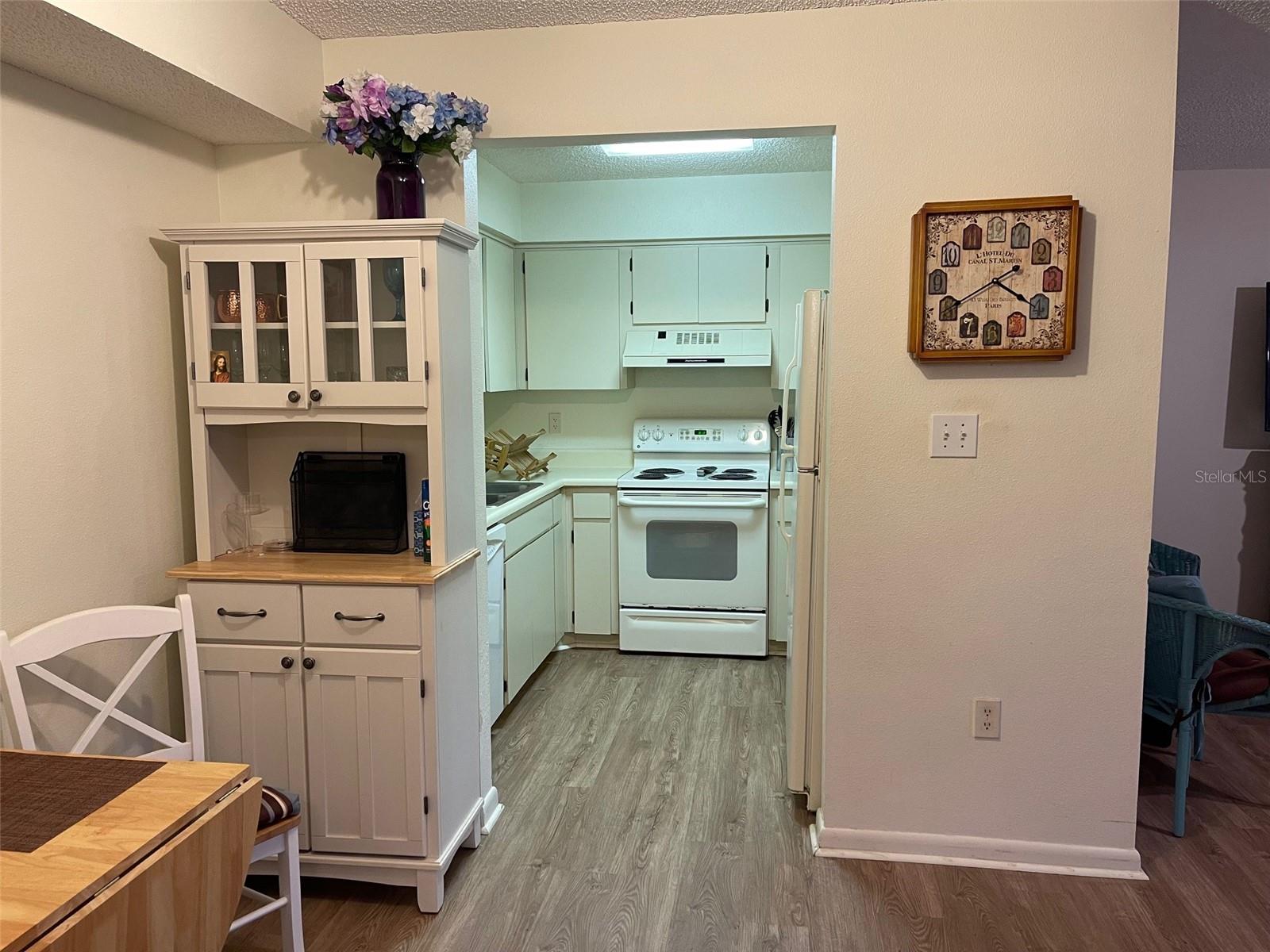 Image 4 of 15 For 2690 Coral Landings Boulevard 317