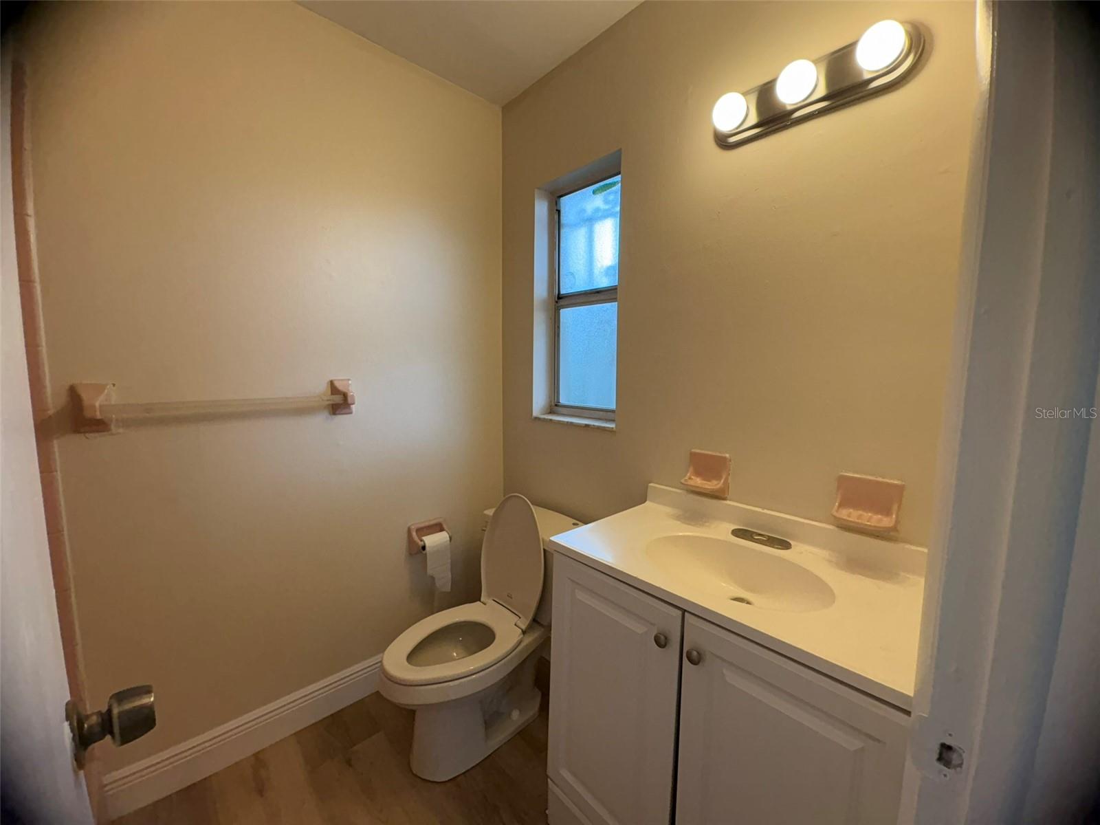 Image 18 of 23 For 2713 Chestnut Street