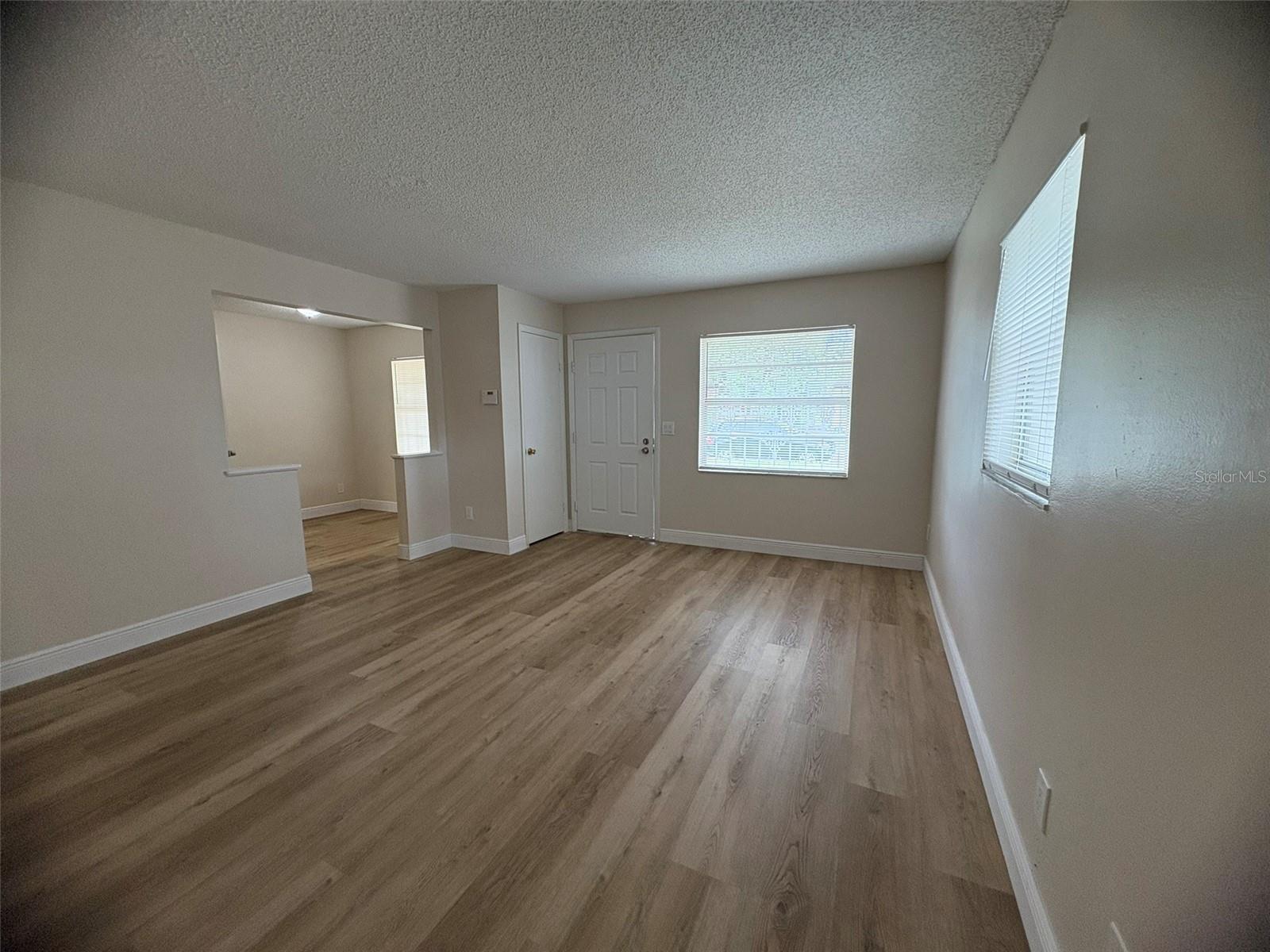 Image 5 of 23 For 2713 Chestnut Street