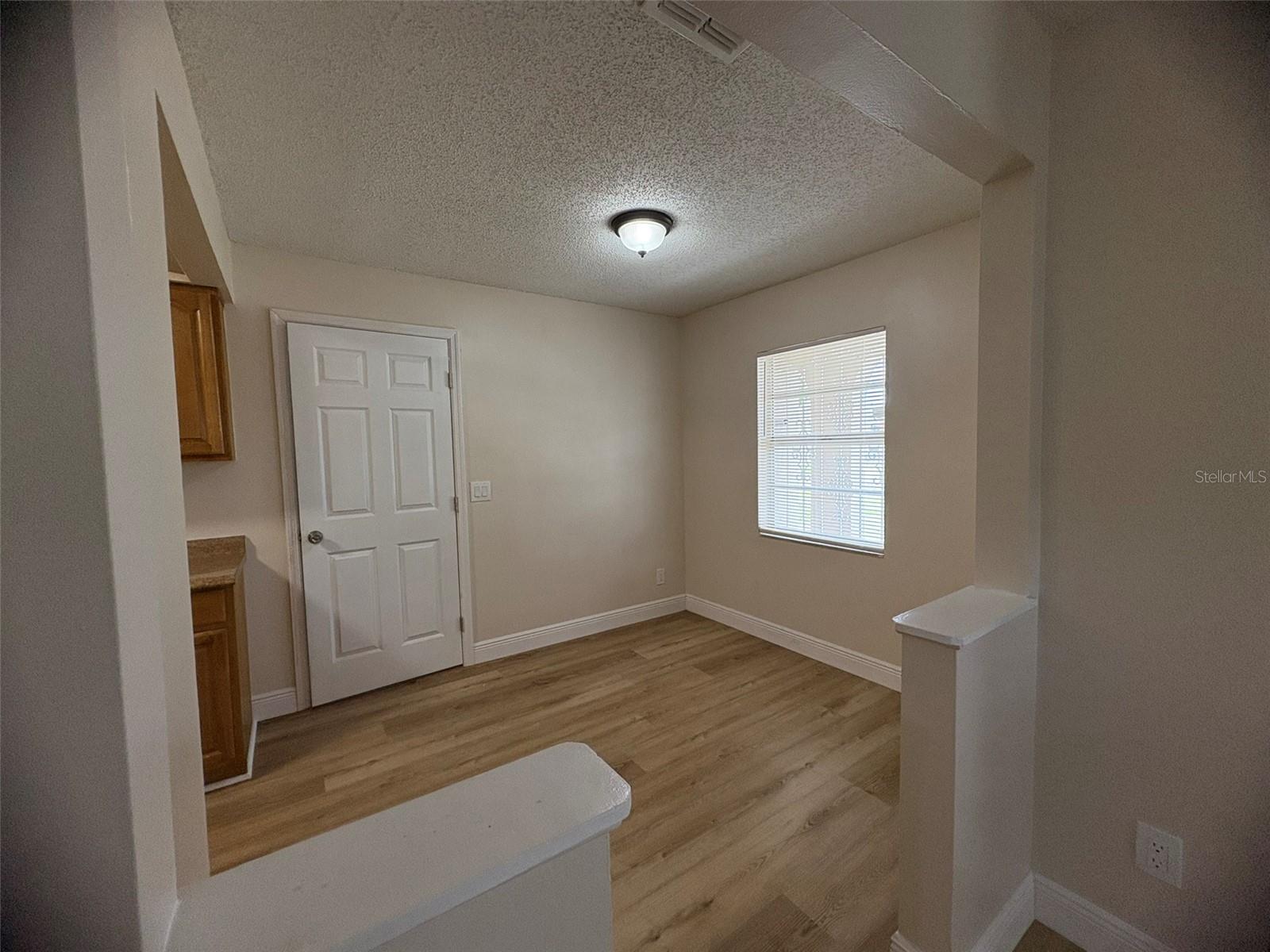 Image 6 of 23 For 2713 Chestnut Street