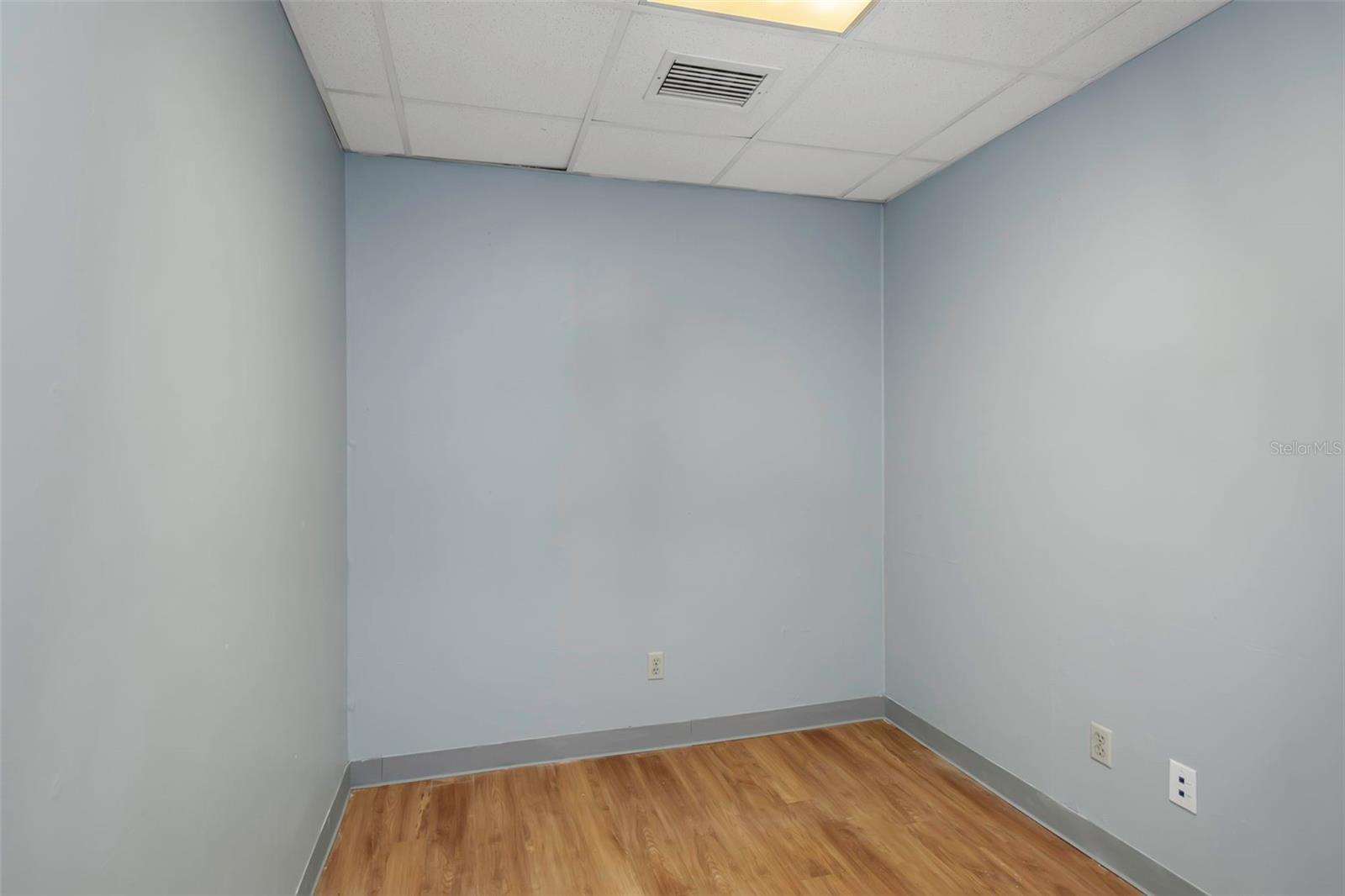 Image 33 of 60 For 10320 56th Street 110