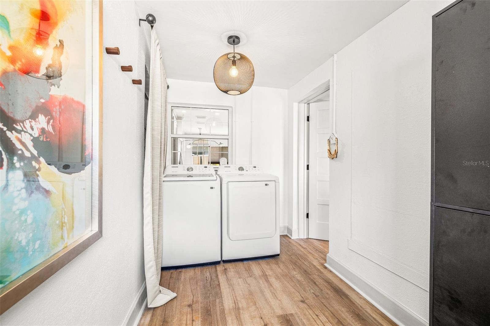 Image 17 of 26 For 11225 2nd Street E